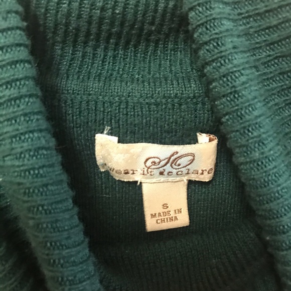 Dark green baby doll turtleneck sweater. - Picture 2 of 2
